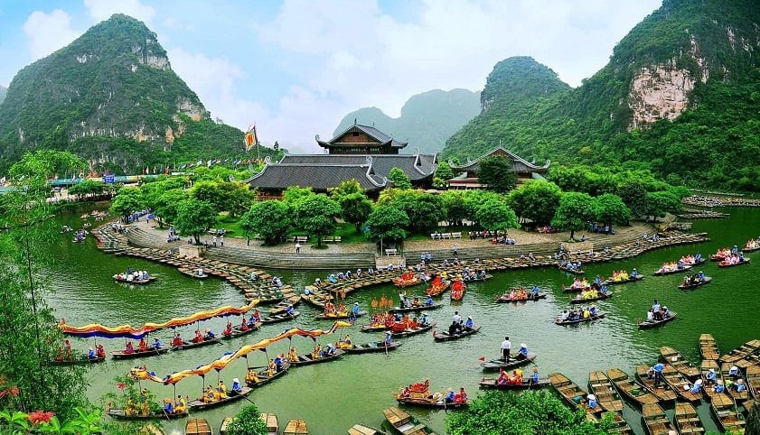 Công ty cổ phần Thương Mại và Dịch vụ Tourguide Toàn Cầu
