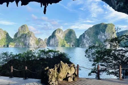 Sự Thật Ít Ai Biết Về Hang Trinh Nữ Và Hang Trống Ở Vịnh Hạ Long